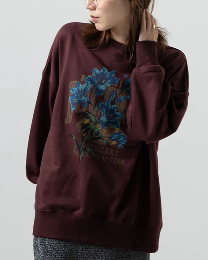 日本 gleam - 裏毛寬版學院風花卉大學T-白