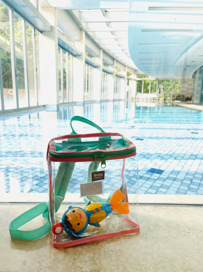 香港百寶袋王 Bagtory HK - Hello Bacyk 撞色後背包(小)-草莓x深藍