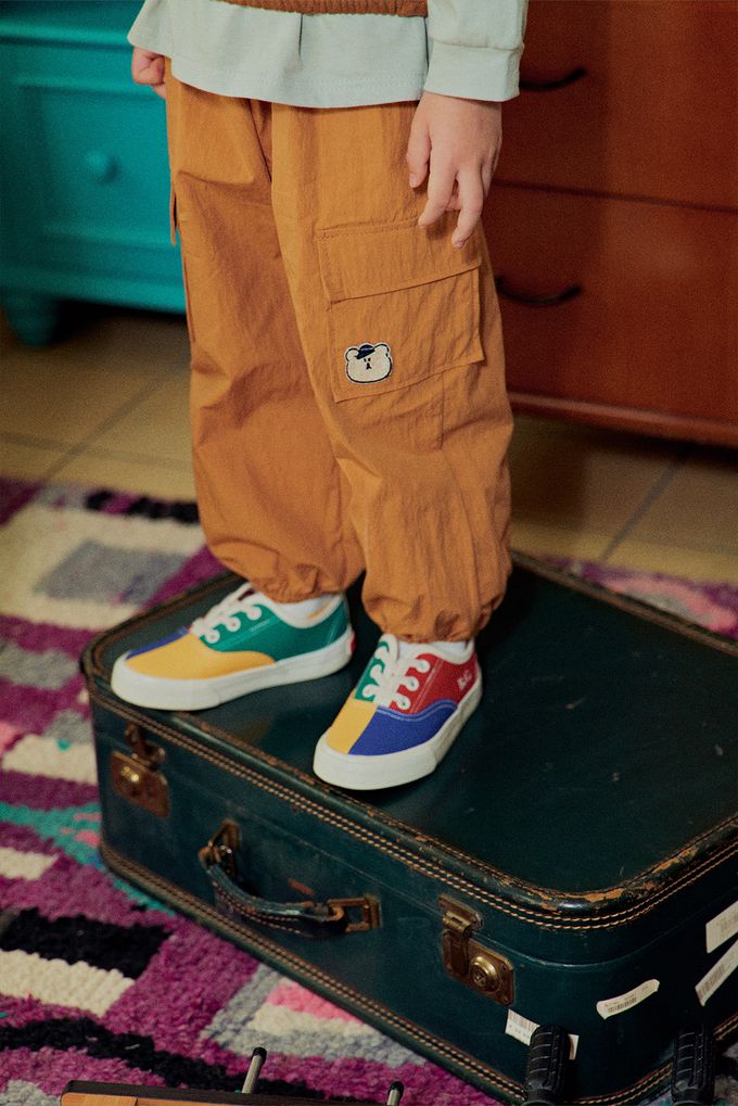 韓國 First Blue - 鬆緊腰熊點綴縮休閒口長褲-黃棕