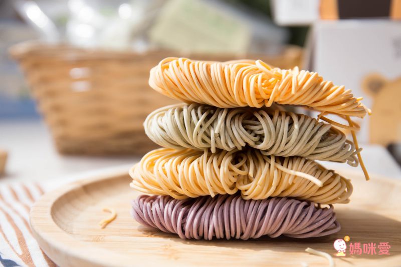 森林麵食 - 寶寶麵綜合組(紅蘿蔔/紫心蕃薯/竹山蕃薯/季節蔬菜/南瓜)-共5盒