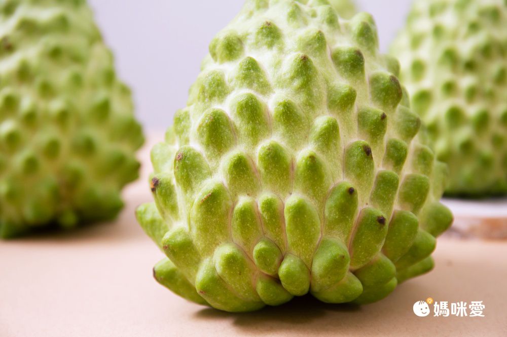 外銷等級 【台東鳳梨釋迦】超大顆！新鮮現採，產地直送。