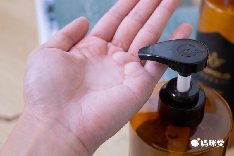 KERASYS可瑞絲 - 蜂膠洗髮精-1000ml+蜂膠護髮素-500ml