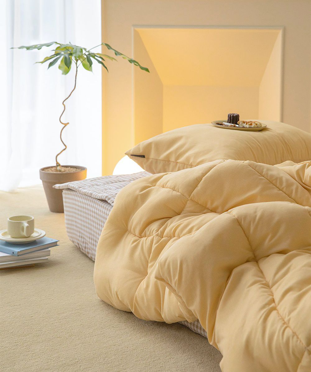 韓國 Maatila - 可水洗超細纖維桃皮感四季被-芒果黃