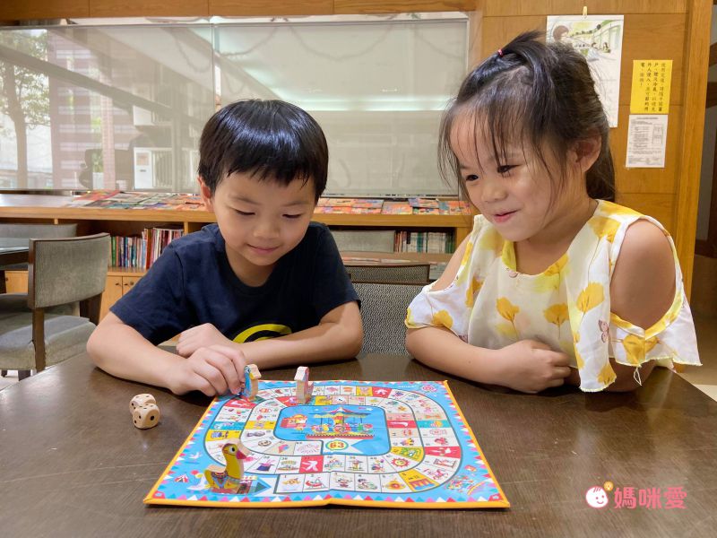 探索世界第一步【法國Janod】世界恐龍拼圖＆學習桌遊