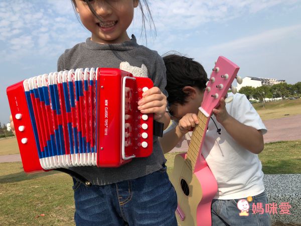 荷蘭 New Classic Toys - 幼兒手風琴玩具-活力紅