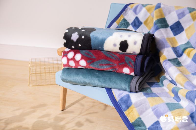 日本代購 - 【SOU·SOU】日本製質感保暖毛毯-黑白花 (70x100cm)