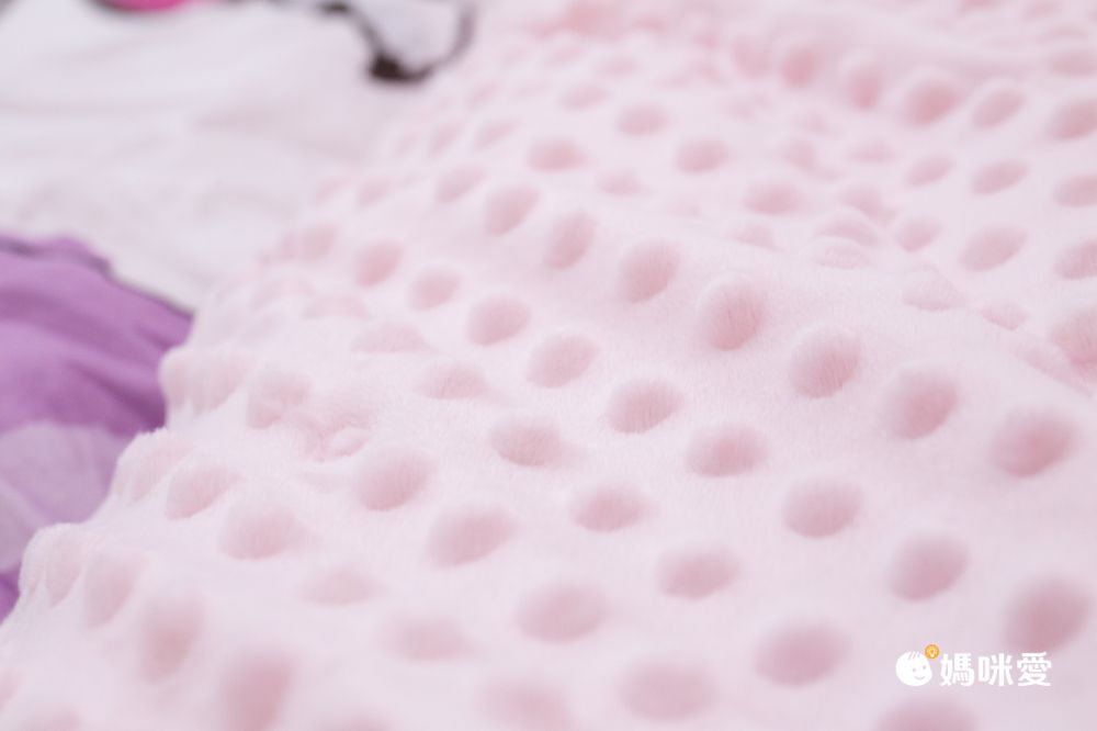 DISNEY 迪士尼 - 可水洗超細纖維安撫暖暖被/毯-快樂小飛象-150x200cm