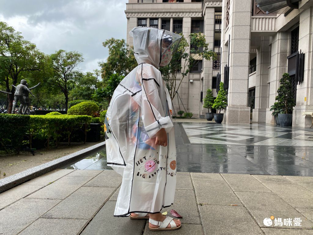 卡通圖書包位兒童雨衣-獅子-黃色-無綁帶吊繩