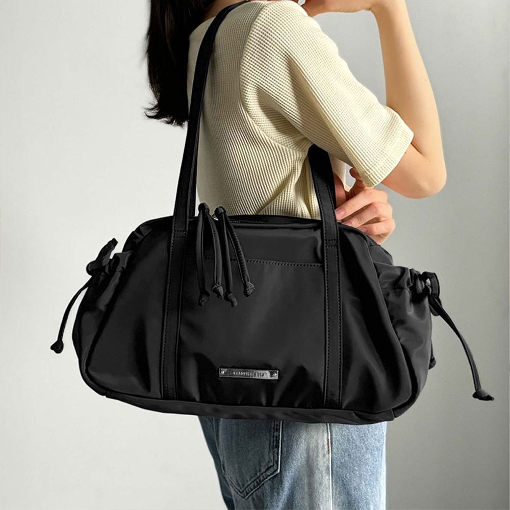 輕盈可愛蝴蝶結肩背波士頓包-黑