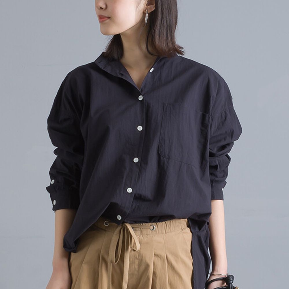 日本 OMNES - 純棉塩縮加工 修身長版圓下擺口袋長袖襯衫-黑 (F)