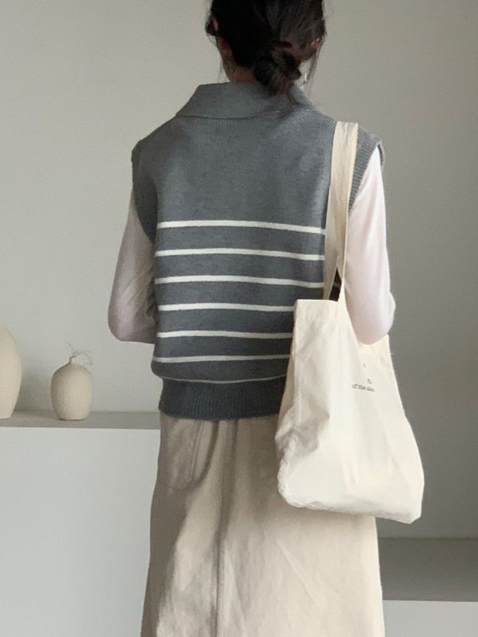 韓國女裝連線 - 拉鍊翻領條紋針織背心-灰 (FREE)