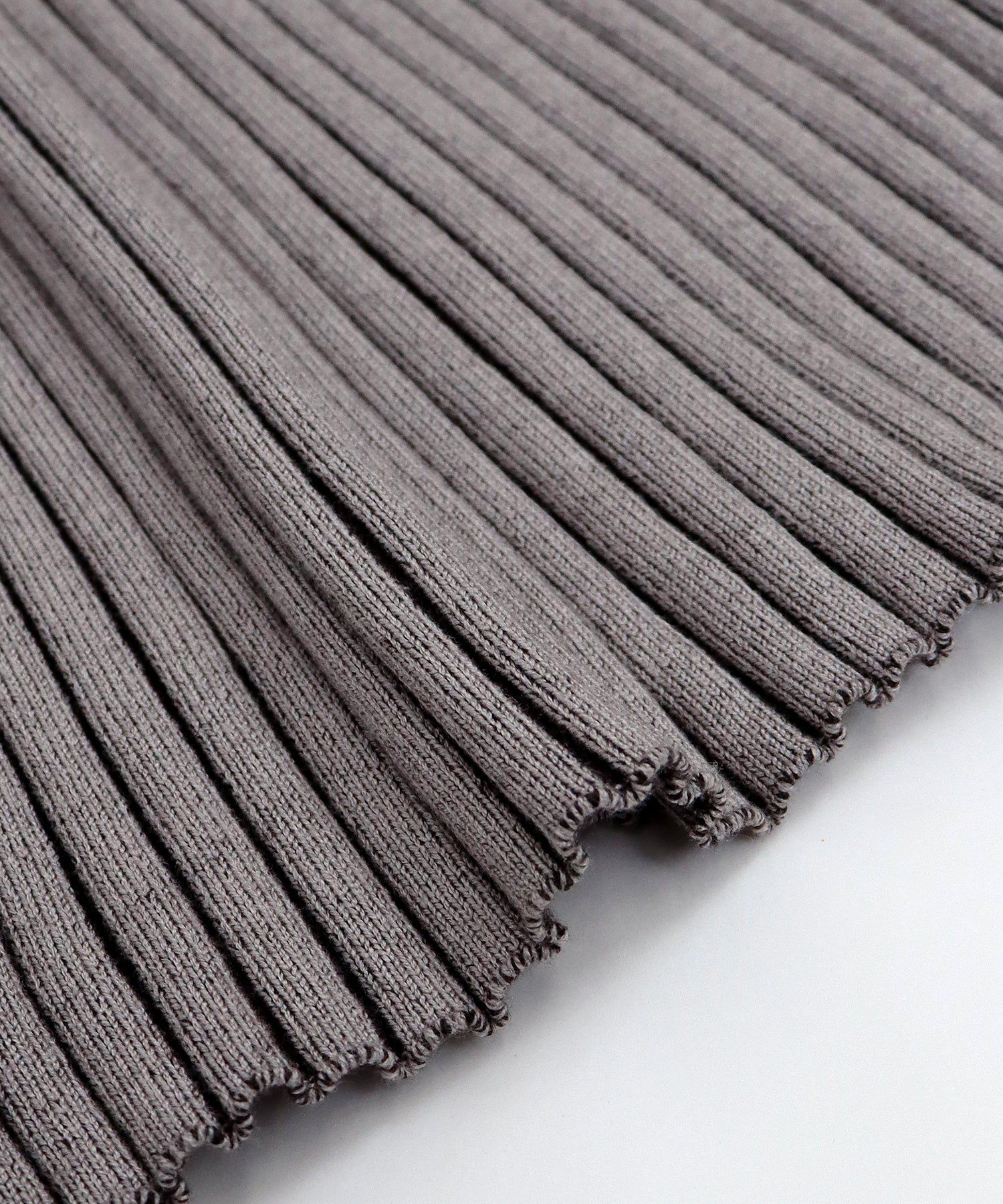 日本 BLUE EAST - 彈性百搭羅紋長袖上衣-黑