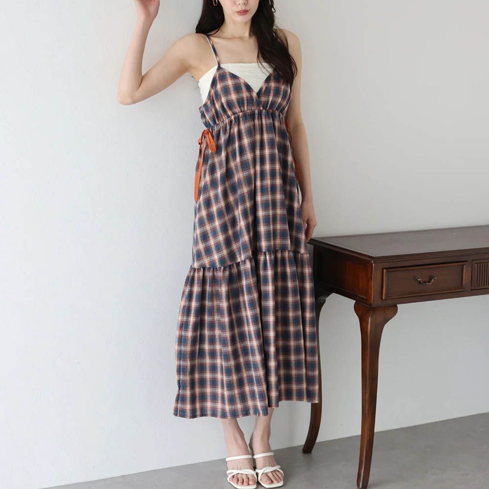 可愛格紋側蝴蝶結細肩帶洋裝-紅藍 (M)
