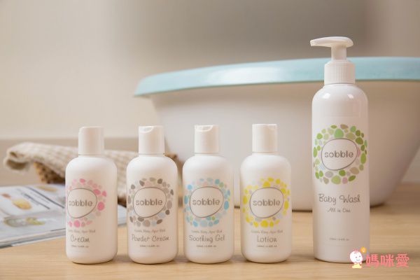 韓國 Sobble 棉花糖嬰幼兒澡盆，知名部落客、產後中心推薦！