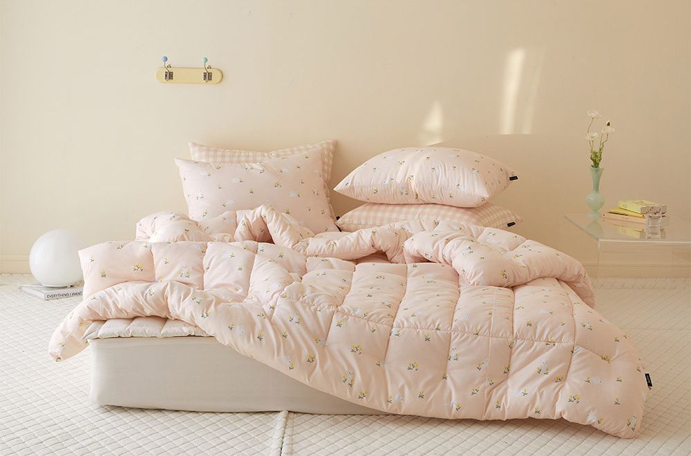 韓國 Maatila - 可水洗超細纖維桃皮感四季被-粉紅小兔