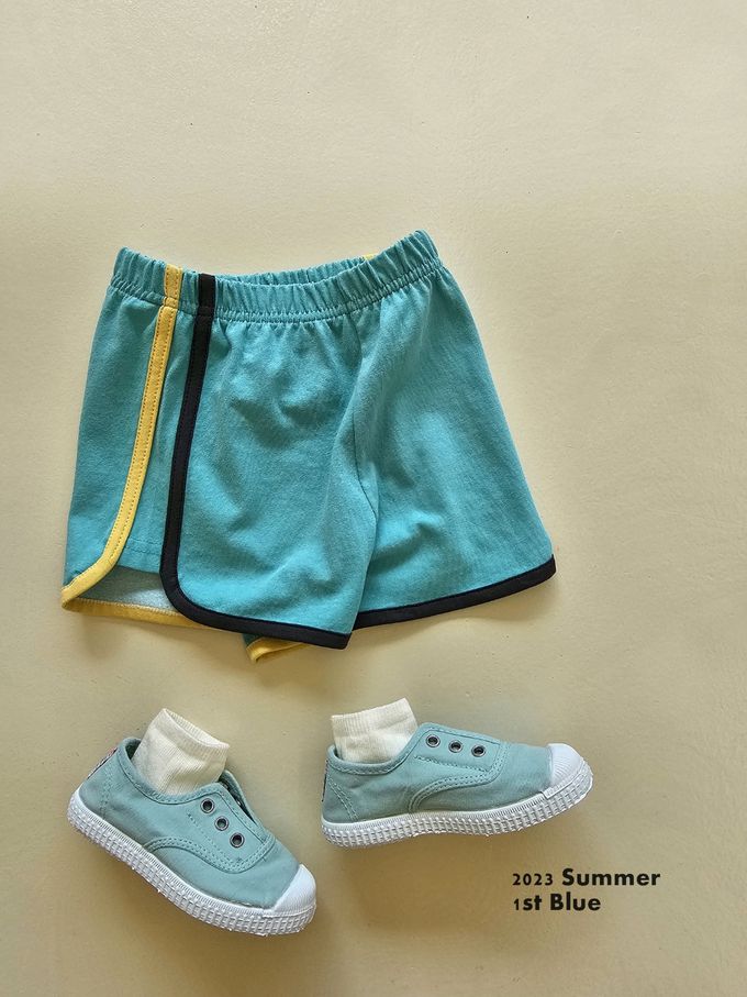 韓國 First Blue - 鬆緊腰線條運動風短褲-藍綠