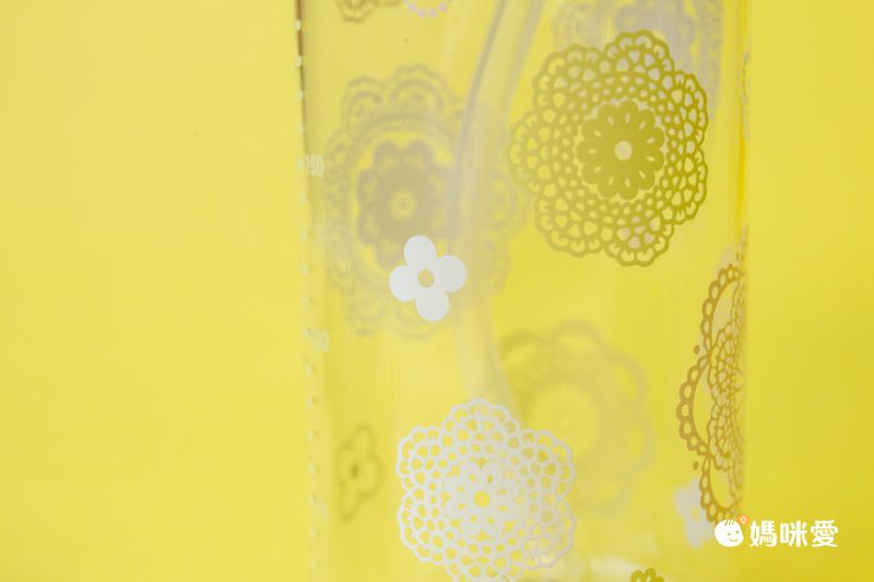 日本 Richell 利其爾 - 朵朵開隨身型吸管水杯-240ml