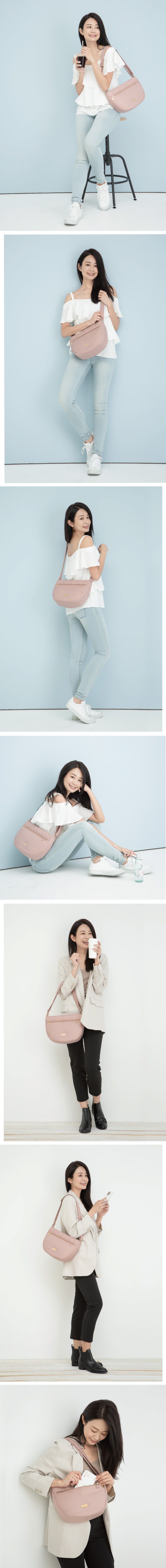 Zoila - 半月斜背包(柔霧粉)