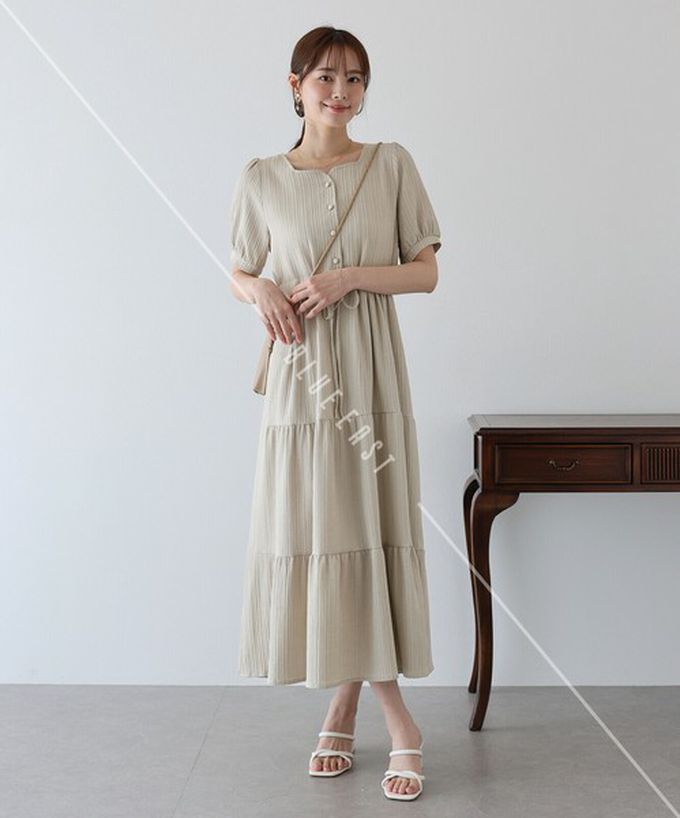 日本 BLUE EAST - 桃心領氣質分層短袖洋裝-黑