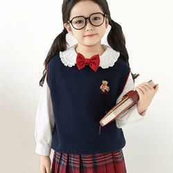 TONGMO - 學院風撞色滾邊針織背心-小熊-藏青