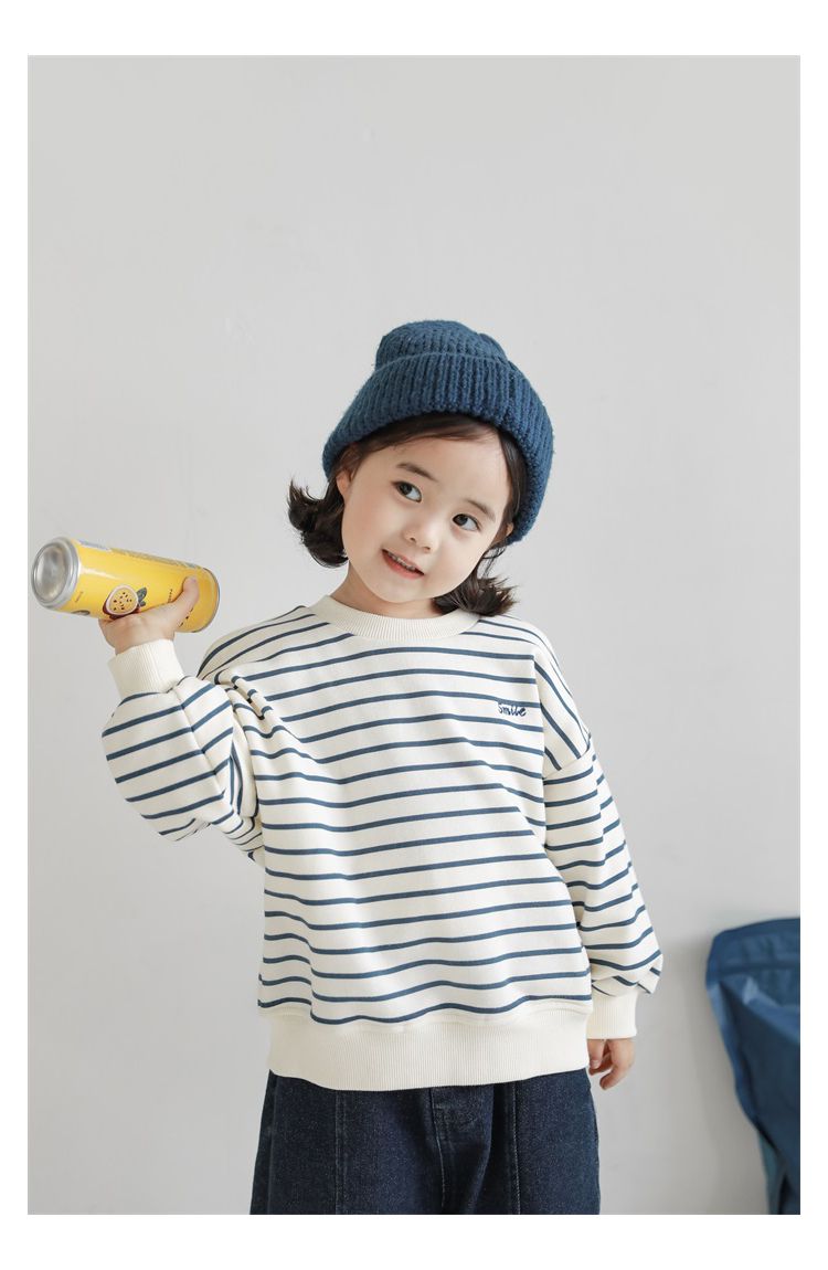 休閒印花圓領長袖上衣-塗鴉插畫-杏色