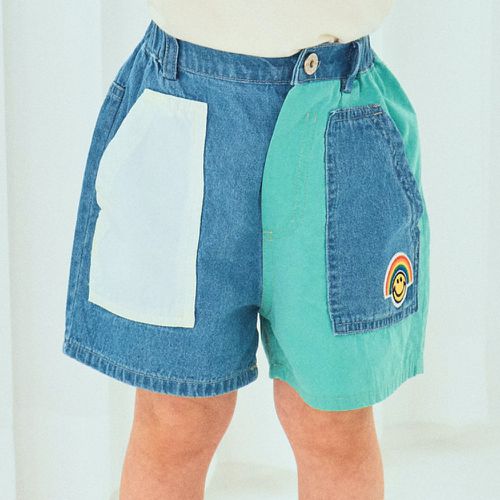 韓國 First Blue - 鬆緊腰異材質拼接牛仔短褲-藍X綠