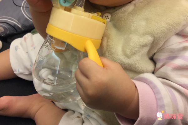 BABY TALK Tritan熊熊兩用水杯