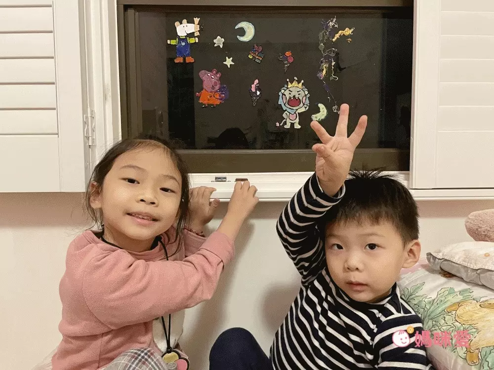 nunukids - 玩色系列- MIT無毒創意玻璃彩繪貼 - 18 大全套-盒裝