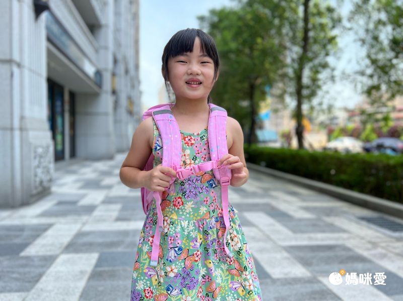 挪威Gmtkids - 抗菌護脊書包-超級暴龍 (22L)