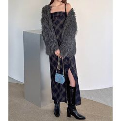 日本 GRL - 迷人開叉格紋細肩帶合身洋裝-海軍藍