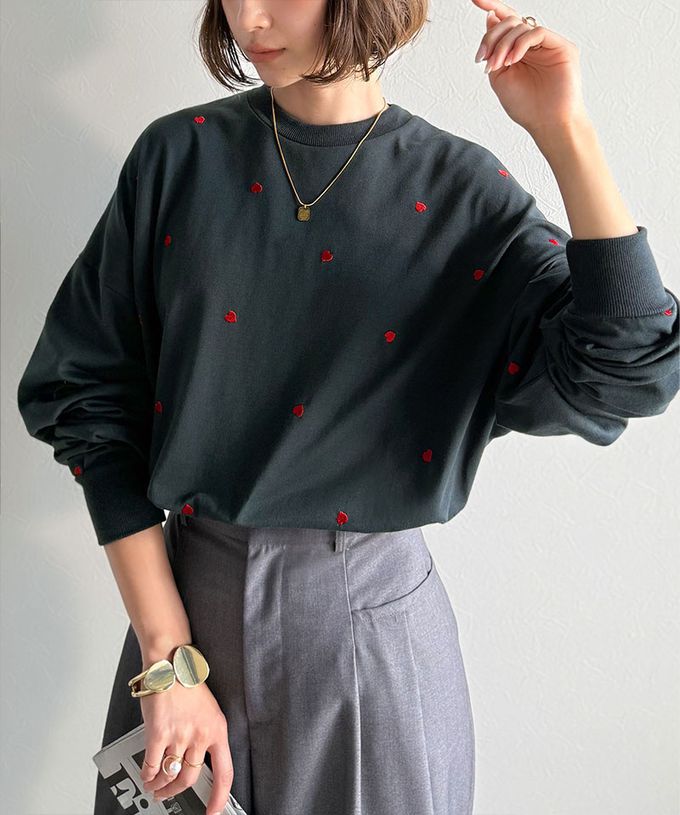 日本 Classical Elf - Java 滿版甜蜜心型長袖上衣-海軍藍x紅