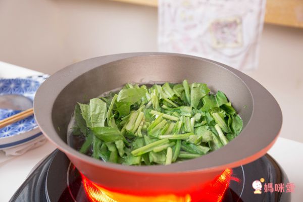 【鋐洲生技有機農場】有機蔬菜水果箱 / 有機芭樂