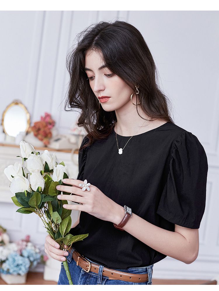 反轉設計圓領短袖上衣-背面鈕扣-黑灰色