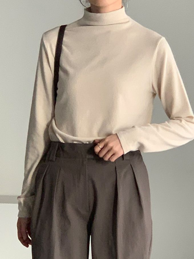 韓國女裝連線 - 百搭中領混羊毛長袖上衣-米杏 (FREE)