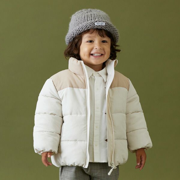 日本 petit main - 潑水加工 蓬鬆保暖鋪棉外套-深藍小花