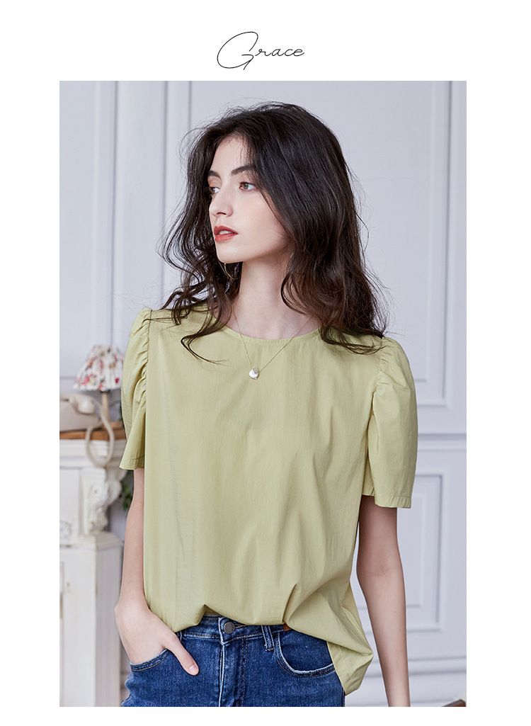 反轉設計圓領短袖上衣-背面鈕扣-黑灰色