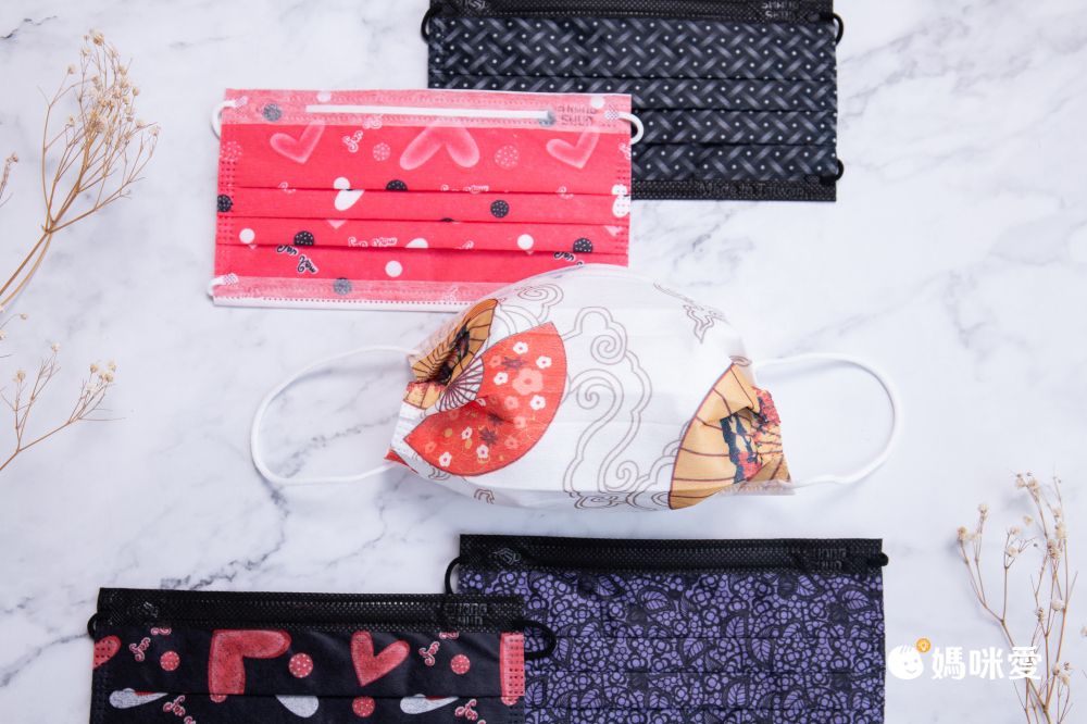 上順醫材 SHANG SHUN - 圖樣布系列成人三層醫療級/MD雙鋼印/台灣製平面口罩-圖樣布系列-經典格紋 (17.5*9.5cm (±0.5))-50入/盒(未滅菌)