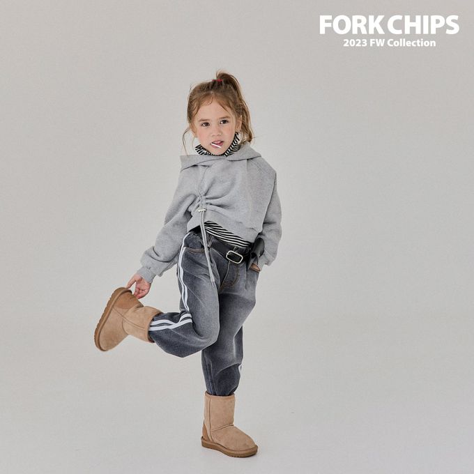 韓國 FORK CHIPS - (內磨毛)鬆緊腰雙線條點綴牛仔長褲-黑灰