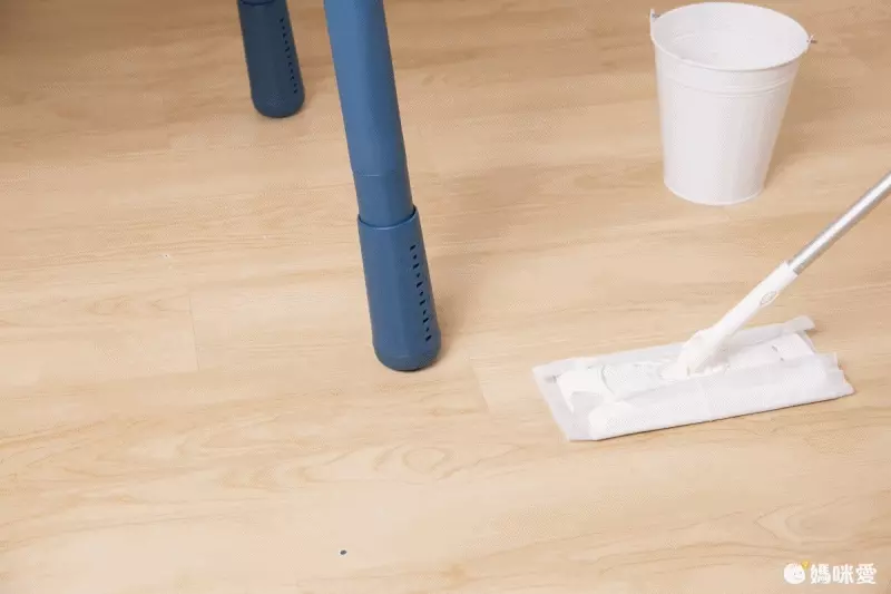 多功能居家清潔掃除套組-常用系列-2節輕巧伸縮桿x1+靜電除塵拖把頭x1+除塵撢頭x1+掃把頭x1+磁磚清潔刷頭x1+海綿刷頭x1+乾巾x3+濕巾x3