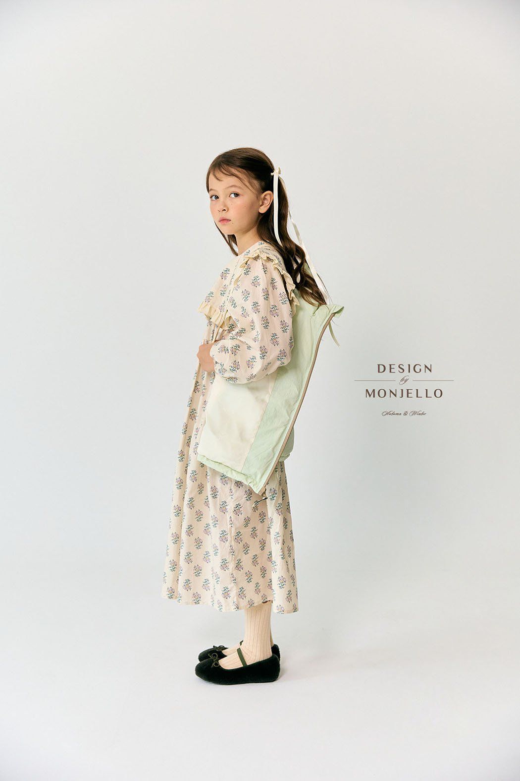 韓國 MONJELLO - (100%鴨絨)防潑水立領羽絨背心-淺卡其