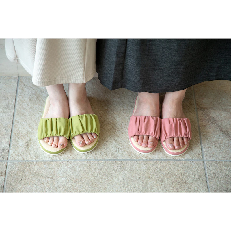 日本千趣會 - 糖果抓皺設計舒適室內拖鞋-綠 (23-24.5cm)