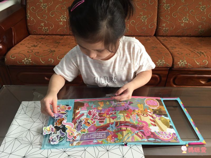 迪士尼 / 佩佩豬 / 波力貼紙書、磁鐵書❤多款卡通人物授權遊戲書➤佛系價格好入手！