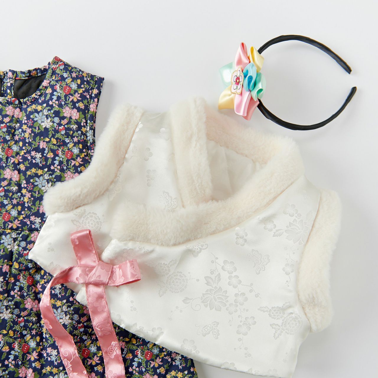 韓國 Dalla - 兩件式生活韓服-棉襖背心+深藍碎花洋裝(不含髮飾)