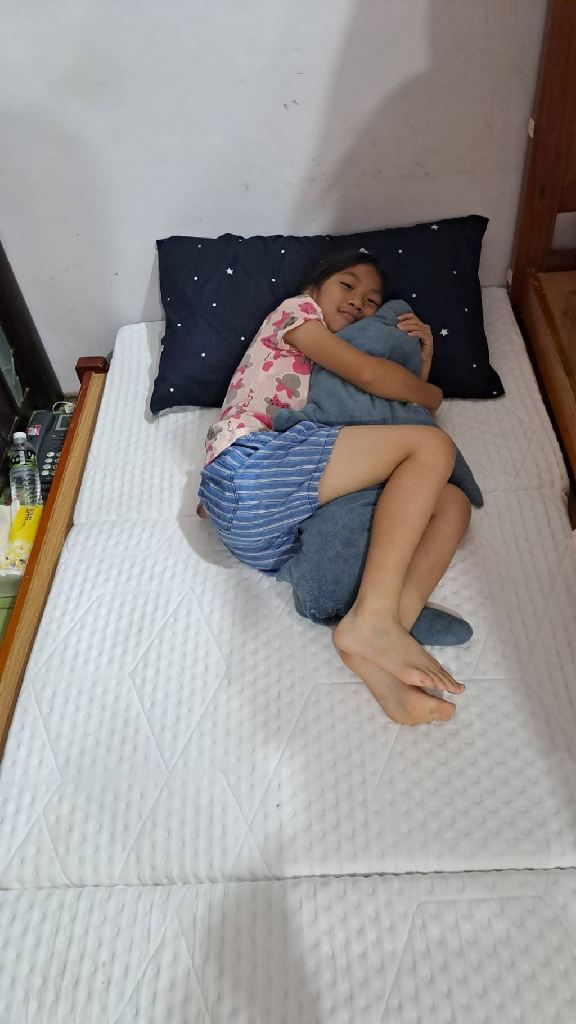 EMMA黑鑽折疊床墊讓小孩安心玩樂