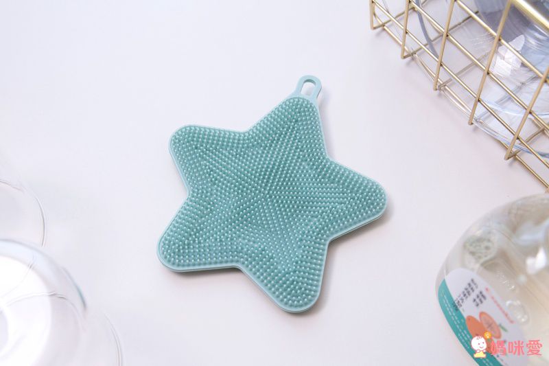 溫柔去污矽膠清潔刷-愛心-薄荷綠