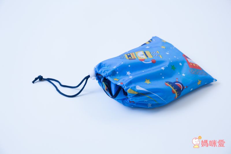 日本 SKATER 代購 - 兒童防雨斗篷(附安全反光條/收納袋)-哆拉A夢 (110~125cm通用)