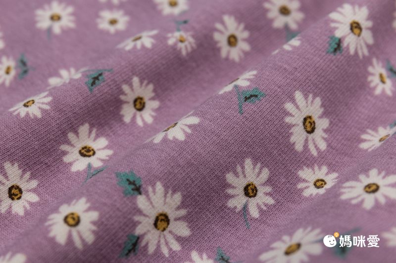 日本 BREEZE - 水陸二用百搭logo裝飾短褲-寶石綠