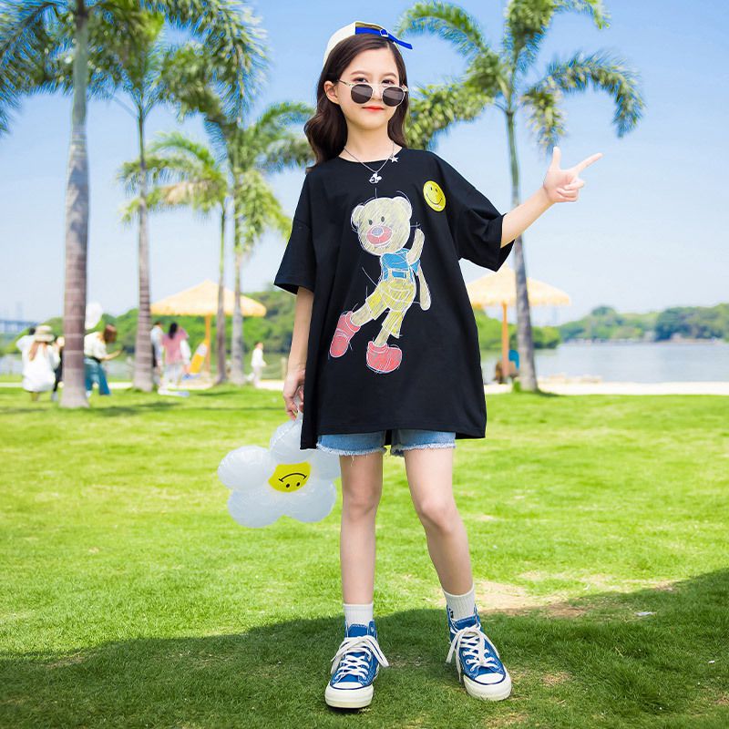 時尚休閒圓領短袖上衣-構圖熊熊-白色