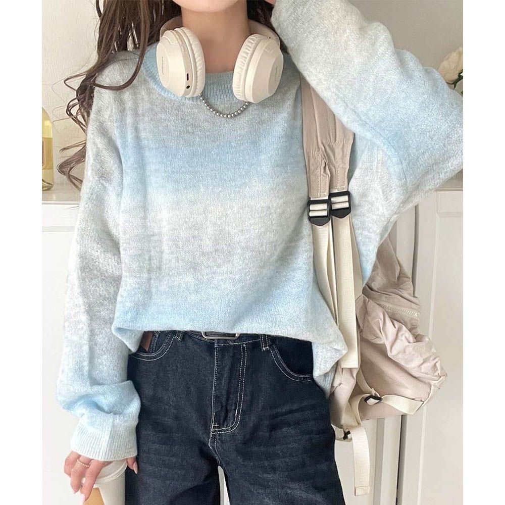 Java 絕美漸層寬鬆針織上衣-水藍