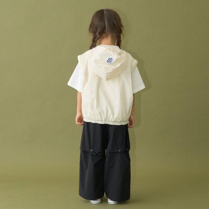 日本 b-ROOM - 2way輕巧尼龍連帽風衣(袖可拆)-象牙白